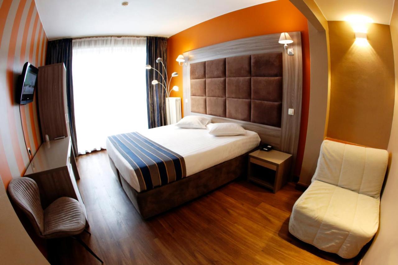 Hotel Midi-Zuid Saint-Gilles Zewnętrze zdjęcie