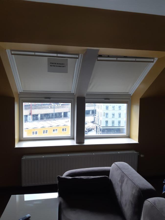 Hotel Midi-Zuid Saint-Gilles Zewnętrze zdjęcie
