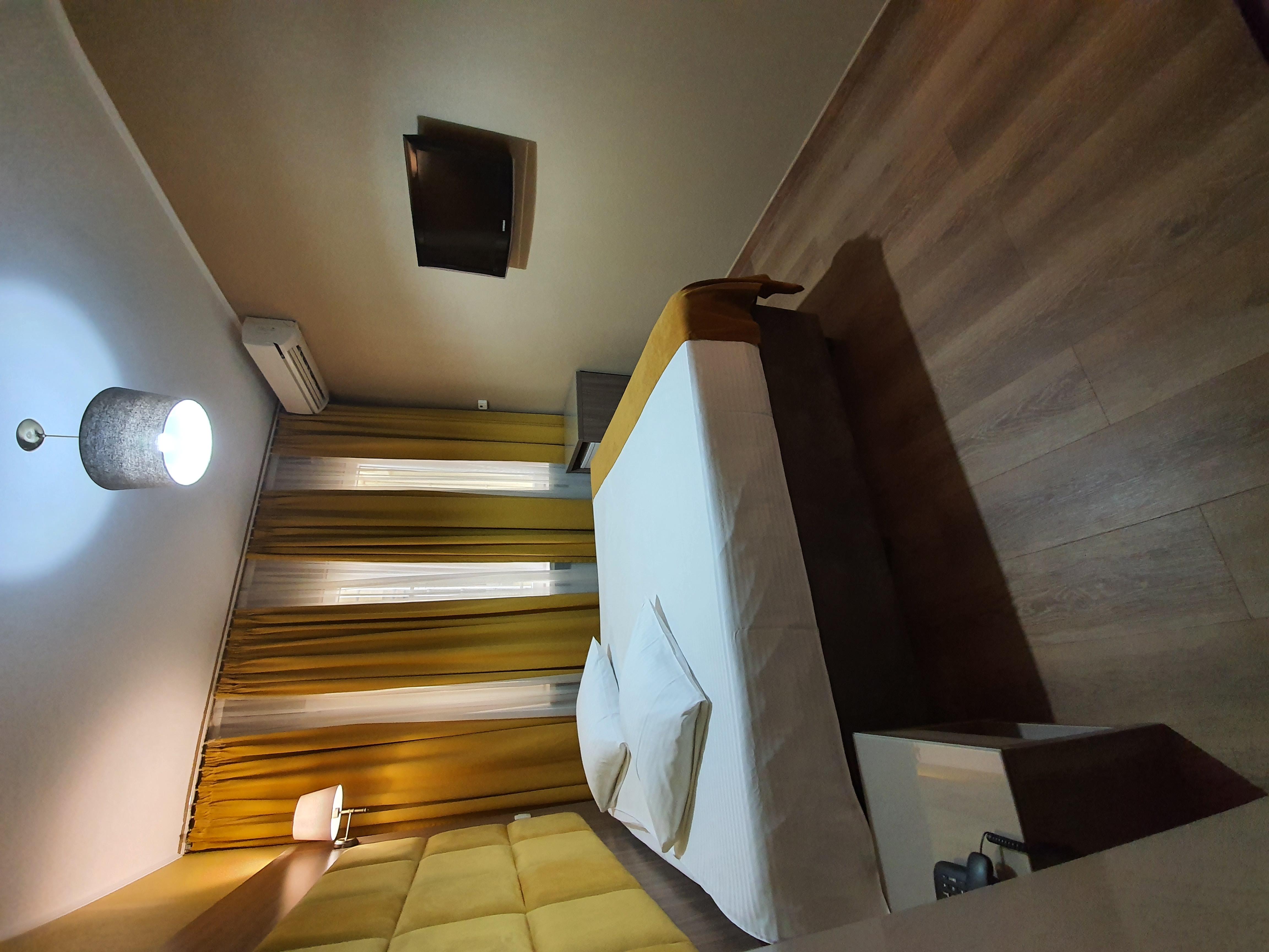 Hotel Midi-Zuid Saint-Gilles Zewnętrze zdjęcie