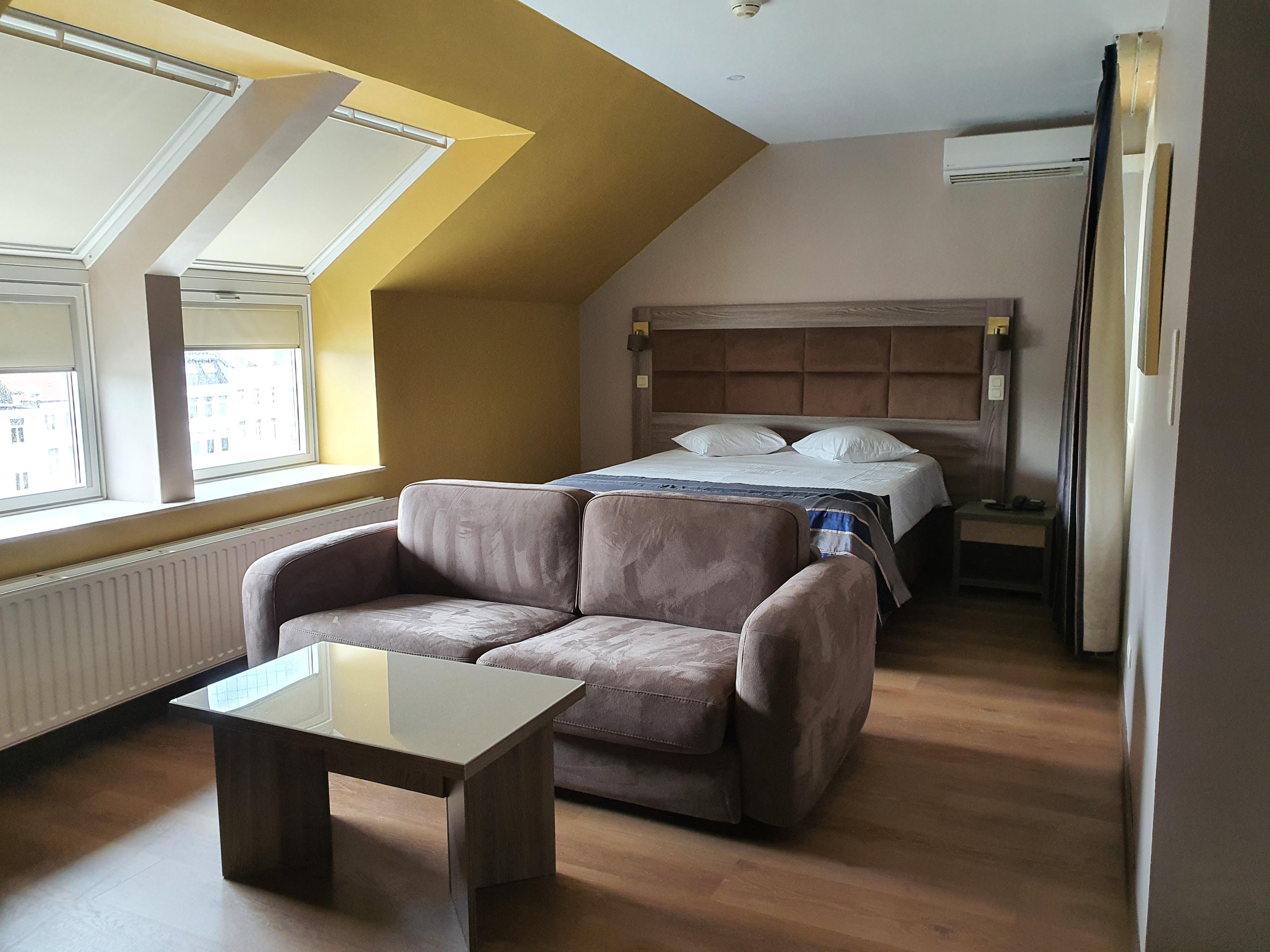 Hotel Midi-Zuid Saint-Gilles Zewnętrze zdjęcie